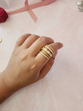 Load image into Gallery viewer, Rolyn Layered Gold Ring
