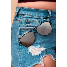 Load image into Gallery viewer, Ready to Ship | The Alex Black/Silver - High Quality Unisex Aviator Sunglasses *
