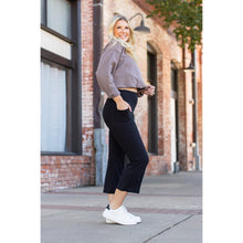 Load image into Gallery viewer, PreOrder | The Delilah - Kick Flare Leggings with Pockets - Round 3