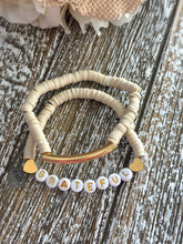 Load image into Gallery viewer, Heishi Bracelet Set "Grateful" Beige