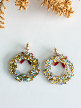 Load image into Gallery viewer, "Gold Sparkle" Wreath Earrings