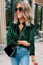 Load image into Gallery viewer, Velvet Collared Button Top
