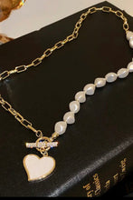 Load image into Gallery viewer, Gold Heart Necklace