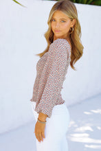 Load image into Gallery viewer, Green Square Neck Puff Sleeve Floral Smocked Top