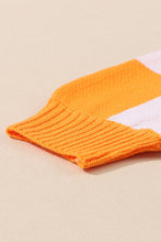 Load image into Gallery viewer, Checkered Oversized Sweater