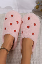 Load image into Gallery viewer, Heart Slippers