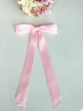 Load image into Gallery viewer, Classic Satin Bow With Clip "Pink"