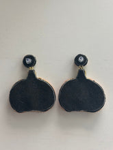 Load image into Gallery viewer, "Pumpkin Time" Beaded Earrings