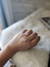 Load image into Gallery viewer, Louise Champagne Morganite Rose Gold Ring