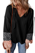 Load image into Gallery viewer, Floral Patchwork V Neck Top