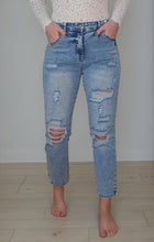 Load image into Gallery viewer, High Waist Frayed Hem Destructed Slim Jeans
