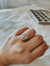 Load image into Gallery viewer, Jordyn Morganite Rose Gold Ring Set