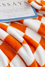 Load image into Gallery viewer, Checkered Throw Blanket