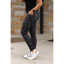 Load image into Gallery viewer, Julia Rose army camo full-length leggings, Women wearing army camo leggings high waisted