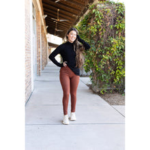 Load image into Gallery viewer, Julia Rose houndstooth full-length leggings, Women wearing houndstooth leggings high waisted