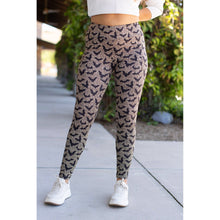 Load image into Gallery viewer, PreOrder | The Bianca - Leopard Bats Leggings