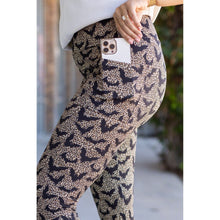 Load image into Gallery viewer, PreOrder | The Bianca - Leopard Bats Leggings
