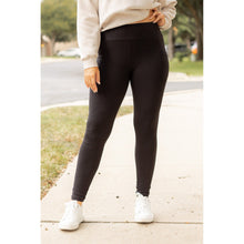 Load image into Gallery viewer, PreOrder | BLACK FULL-LENGTH Leggings with POCKET - Luxe Leggings by Julia Rose® R3