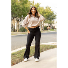 Load image into Gallery viewer, Ready to Ship | The Liz - Crossover 30" Bootcut Leggings with Pockets