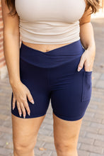 Load image into Gallery viewer, Ready to Ship | The Abby - NAVY Crossover Biker 5" Shorts - Luxe Leggings by Julia Rose®