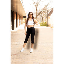 Load image into Gallery viewer, Ready to Ship | Sleek Pocket Collection - Capri Leggings