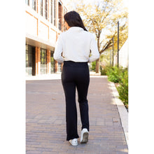 Load image into Gallery viewer, Ready to Ship | The Liz - Crossover 30" Bootcut Leggings with Pockets