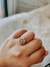 Load image into Gallery viewer, Janet Morganite Rose Gold Ring Set