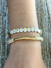 Load image into Gallery viewer, Heishi Bracelet Set "Grateful" Beige