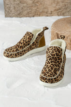 Load image into Gallery viewer, Leopard Print Fleece Lined Winter Snow Boots