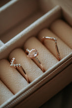 Load image into Gallery viewer, Taryn Morganite Rose Gold 3PC Ring Set