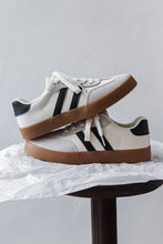 Load image into Gallery viewer, White Striped Lace Up Sneakers