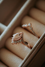 Load image into Gallery viewer, Rayna Morganite Rose Gold Ring Set