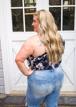 Load image into Gallery viewer, KADEN OFF THE SHOULDER