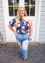 Load image into Gallery viewer, KADEN OFF THE SHOULDER