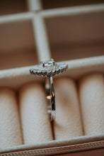 Load image into Gallery viewer, Faye Round Cut Sterling Silver Ring