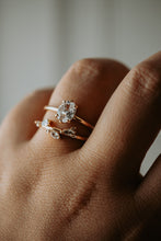 Load image into Gallery viewer, Raya 2PC Champagne Gold Ring Set