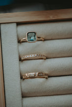 Load image into Gallery viewer, Tranquil Twist 3Pc Champagne Gold Ring Set
