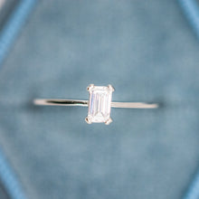 Load image into Gallery viewer, The Miranda Ring