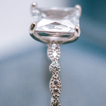 Load image into Gallery viewer, The Emilia Ring