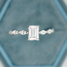 Load image into Gallery viewer, The Charlotte Ring