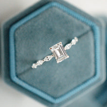 Load image into Gallery viewer, The Charlotte Ring