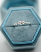Load image into Gallery viewer, The Donna Ring