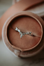 Load image into Gallery viewer, Grace Chevron Sterling Silver Ring