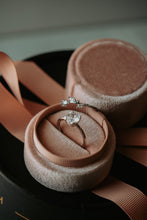 Load image into Gallery viewer, Amira 2PC Sterling Silver Ring Set