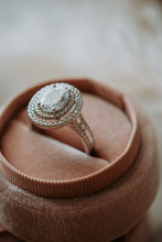 Load image into Gallery viewer, Velle Oval Cut Sterling Silver Ring