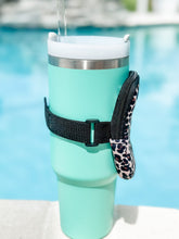 Load image into Gallery viewer, "The Billie" Cup Bag Leopard