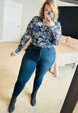 Load image into Gallery viewer, Floral Print Mesh Top