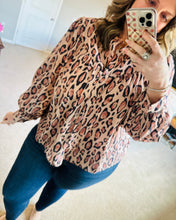 Load image into Gallery viewer, Oversized Leopard Blouse
