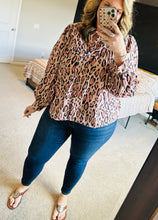 Load image into Gallery viewer, Oversized Leopard Blouse