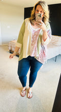 Load image into Gallery viewer, Leopard Colorblock Oversized Top